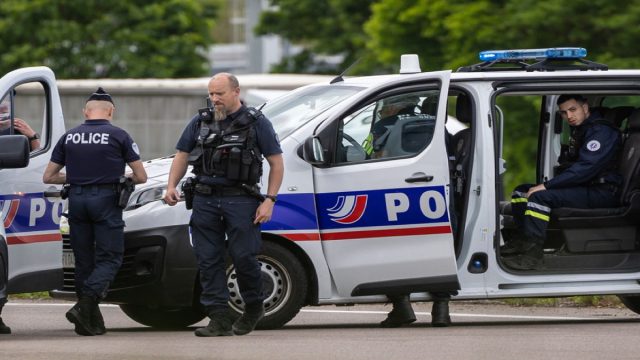 Ανατριχίλα στη Γαλλία: Ομολόγησε η μητέρα για τα δύο νεογέννητα που βρέθηκαν σε καταψύκτη – Τι υποστήριξε