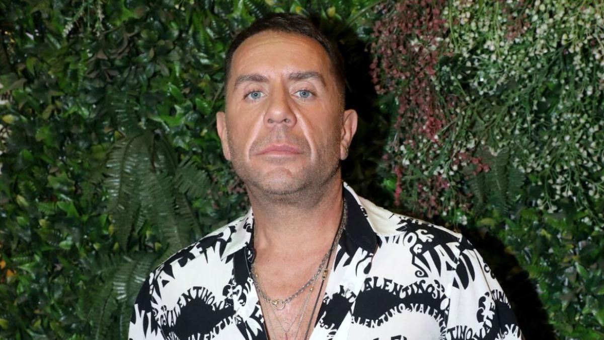 Γιώργος Μαζωνάκης: Ολοκληρώθηκε με επιτυχία το χειρουργείο – Τα τελευταία νέα για την υγεία του