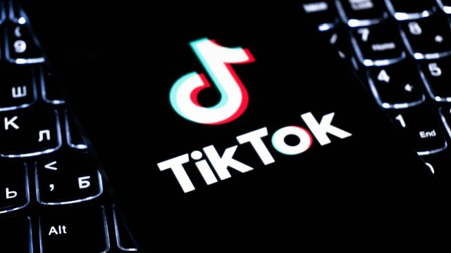 Η ΑΑΔΕ έπιασε TikToker με αδήλωτα 300.000 ευρώ