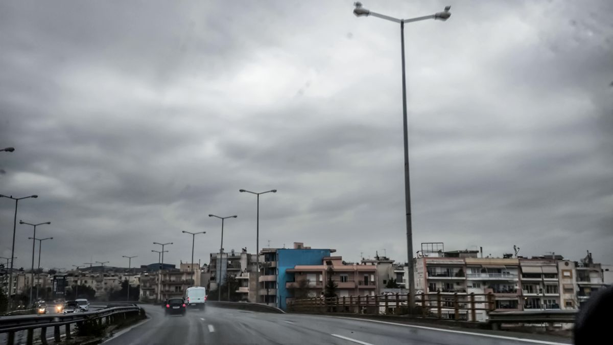 Καιρός σήμερα 26/2: Πού θα επιμείνουν οι βοριάδες – Για ποιες περιοχές προειδοποιούν Καλλιάνος και Σούζη
