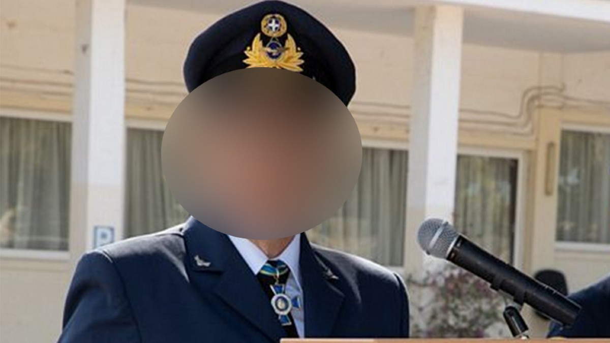 Υπόθεση κατασκοπείας: Μεταμφιεσμένος «σήκωνε» χρήματα από ATM ο 54χρονος σμήναρχος