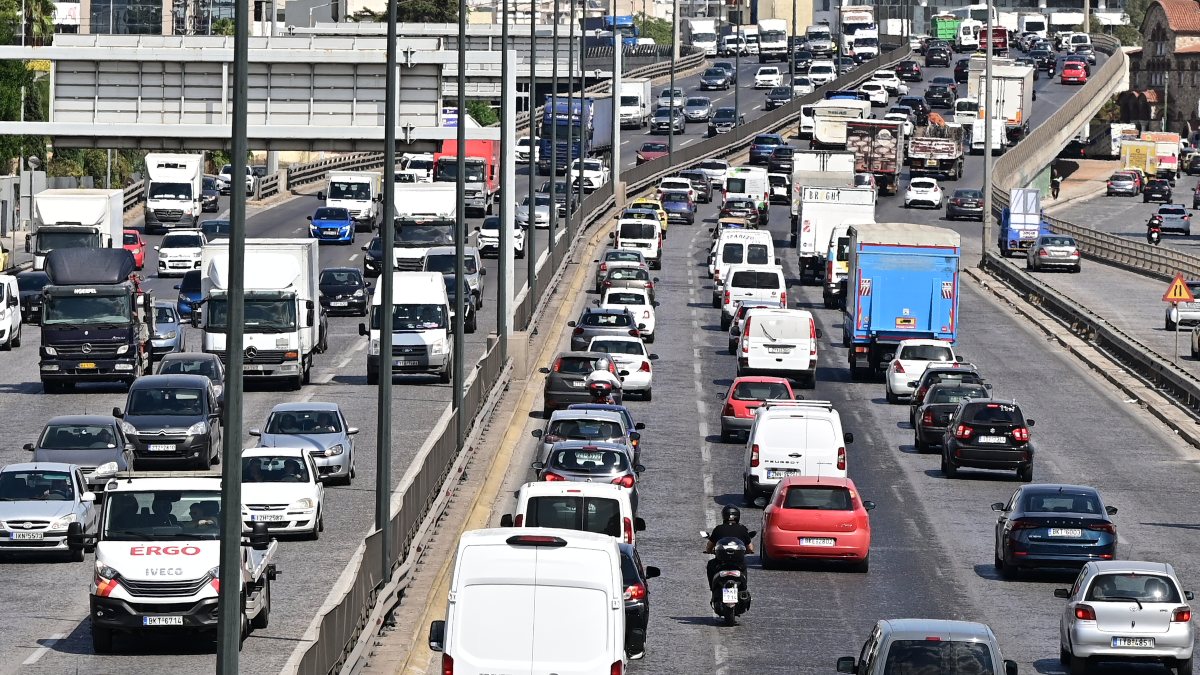 Κυκλοφοριακό χάος στους δρόμους