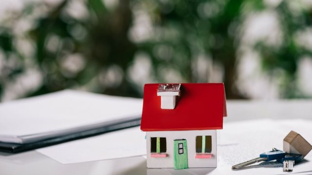 Κόκκινα δάνεια: Δικαίωση για τους δανειολήπτες του νόμου Κατσέλη – Πώς αλλάζει ο υπολογισμός των τόκων