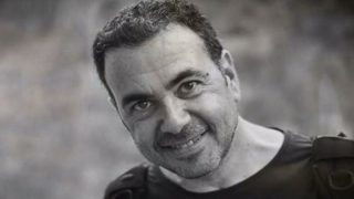 «Τον άφησαν να πεθάνει αβοήθητος»: Θλίψη για τον θάνατο του Κώστα Κοσμίδη – Το «αντίο» Βούλγαρη και Χασαπόπουλου