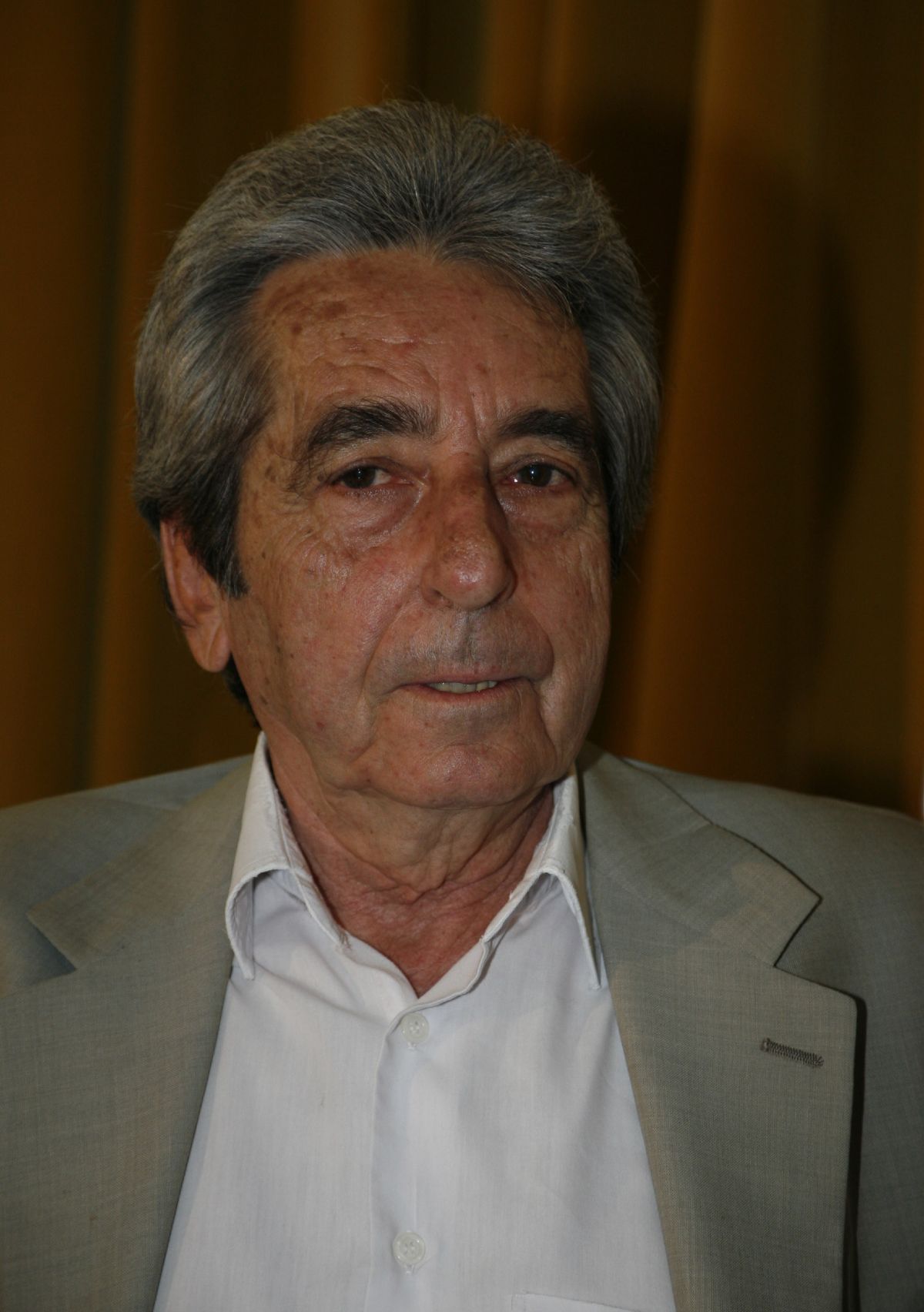 Ο Αριστείδης Μανωλάκος 