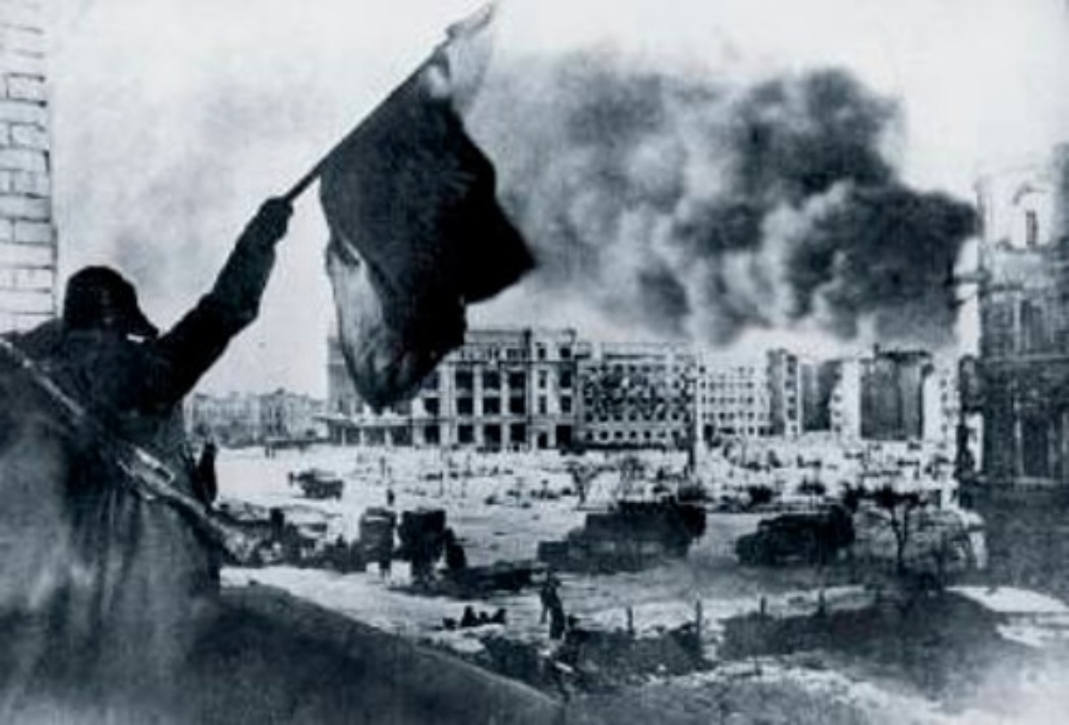 Σαν σήμερα το 1943 η πτώση του Στάλινγκραντ