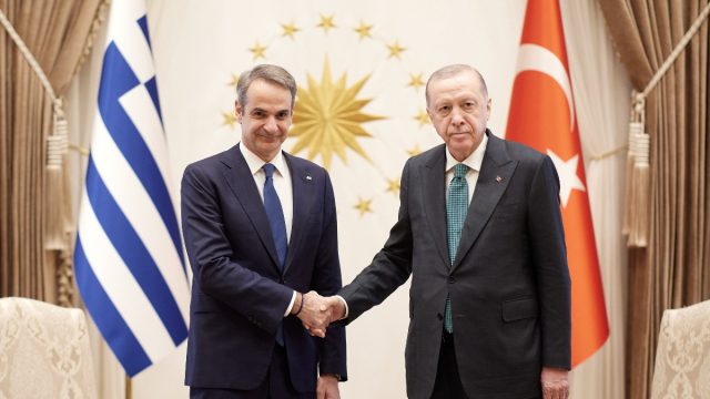 Μήνυμα ειρήνης από Μητσοτάκη σε Ερντογάν: «Aν όχι τώρα, πότε;» – Οι επτά συμφωνίες