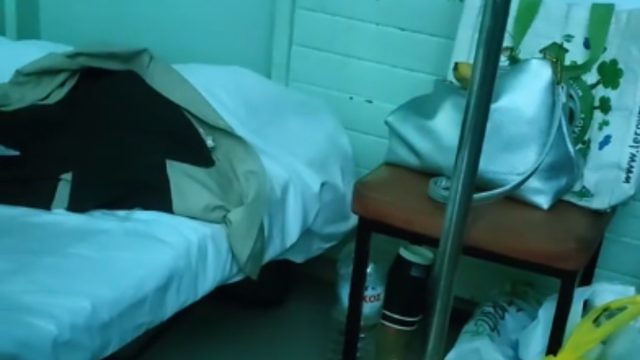 Τραγικές εικόνες στο Νοσοκομείο Αγία Όλγα: Ασθενείς παρατημένοι σε ράντζα στους διαδρόμους