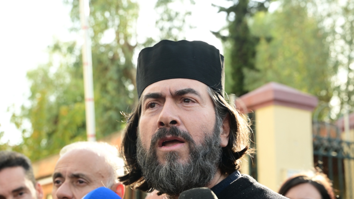 Ο πατήρ Αντώνιος κάνει έκκληση για βοήθεια μετά την καταδίκη: «Αδυνατώ να καταβάλω την ελάχιστη δόση»
