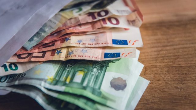 Αναδρομικά: 7.926 συνταξιούχοι μοιράστηκαν 13,38 εκατ. ευρώ