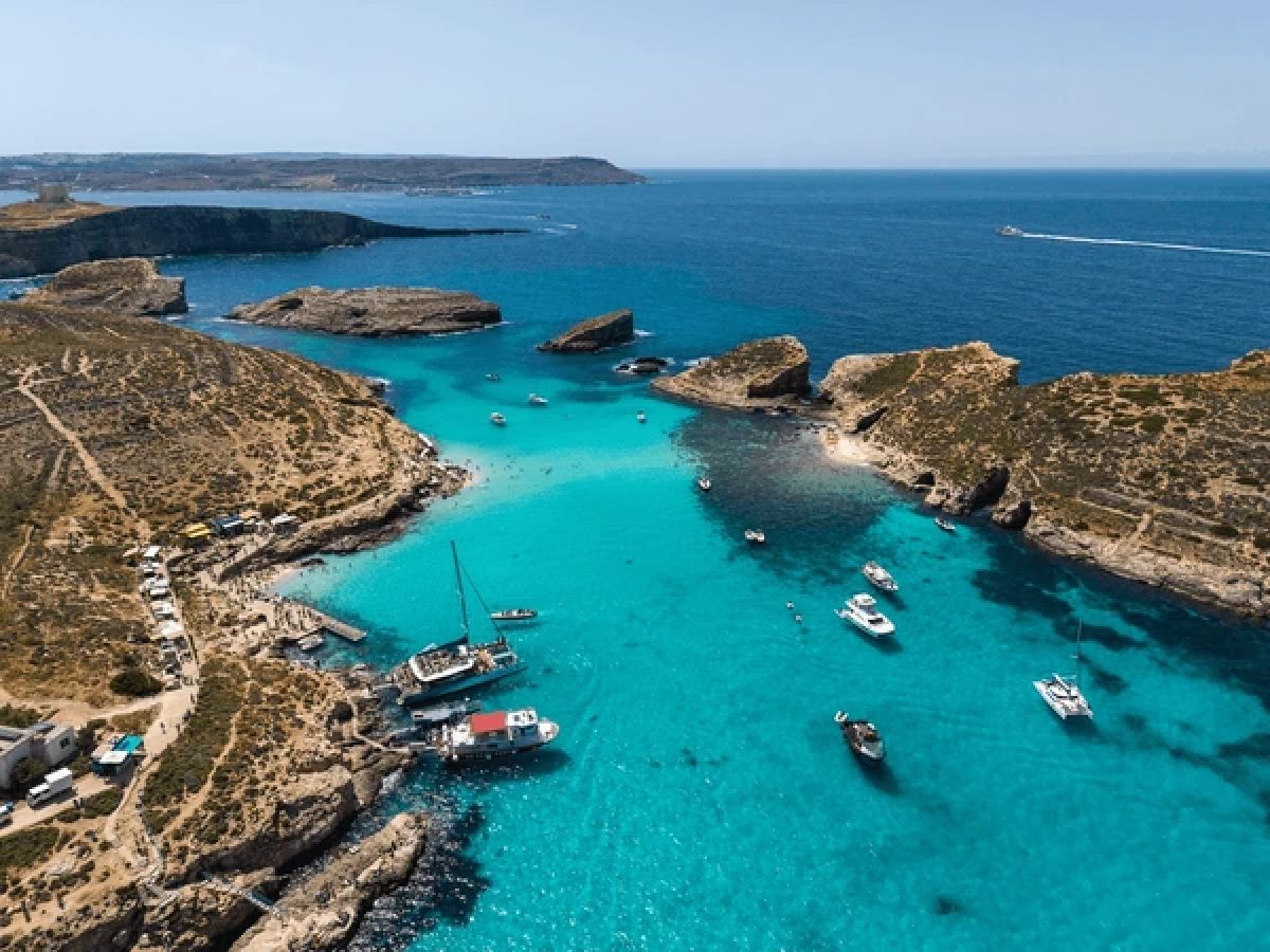 Η Γαλάζια Λίμνη στη Μάλτα