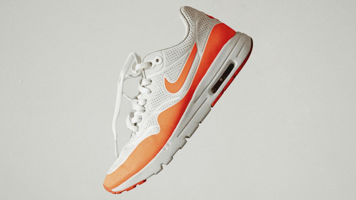 Ποια εταιρεία κάνει τη Nike να ιδρώνει ενώ δεν είναι ευρέως γνωστή; Δείτε τι συμβαίνει