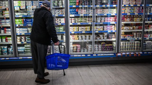 Κάμερες και security στα super market για να αντιμετωπίσουν τους κλέφτες απλούς πολίτες! 320 εκ ευρώ ο τζίρος τους – Αυτό είναι το σχέδιο αντιμετώπισης