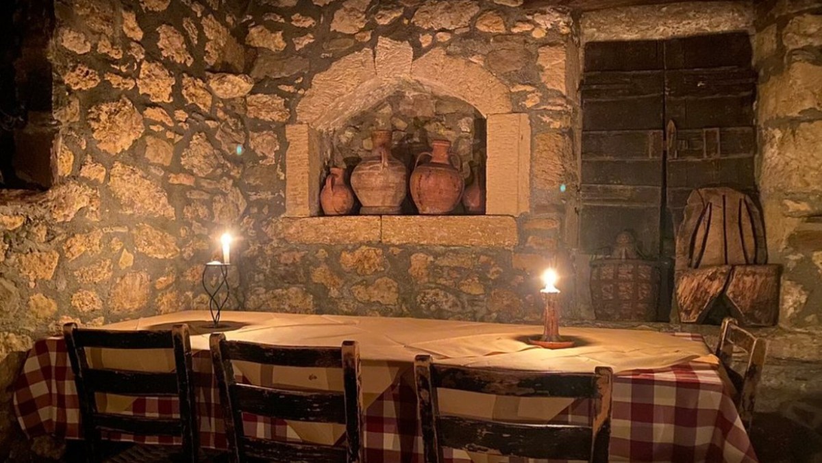 Η ταβέρνα του Γιάννη