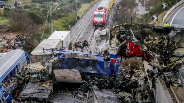 Τέμπη: Τρία χρόνια από τη νύχτα που «πάγωσε» η Ελλάδα – Ο αγώνας για δικαιοσύνη συνεχίζεται
