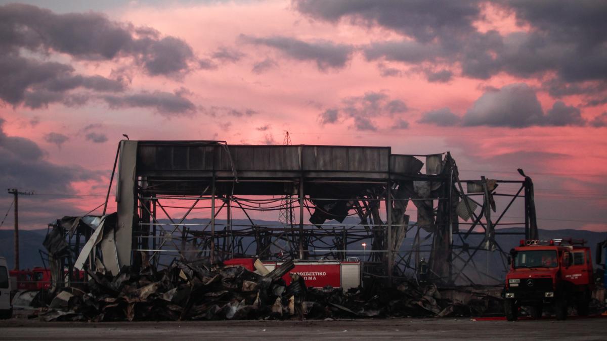 Βιολάντα: Καταγγελία-σοκ για εργαζόμενες που καθάριζαν εξωτερικούς χώρους του εργοστασίου