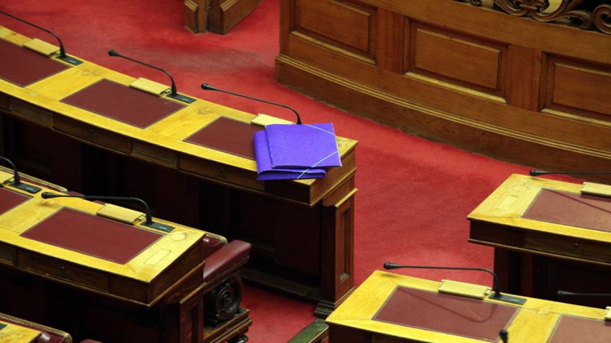 Θλίψη στον πολιτικό κόσμο: Έφυγε από την ζωή γνωστός πρώην βουλευτής και δήμαρχος