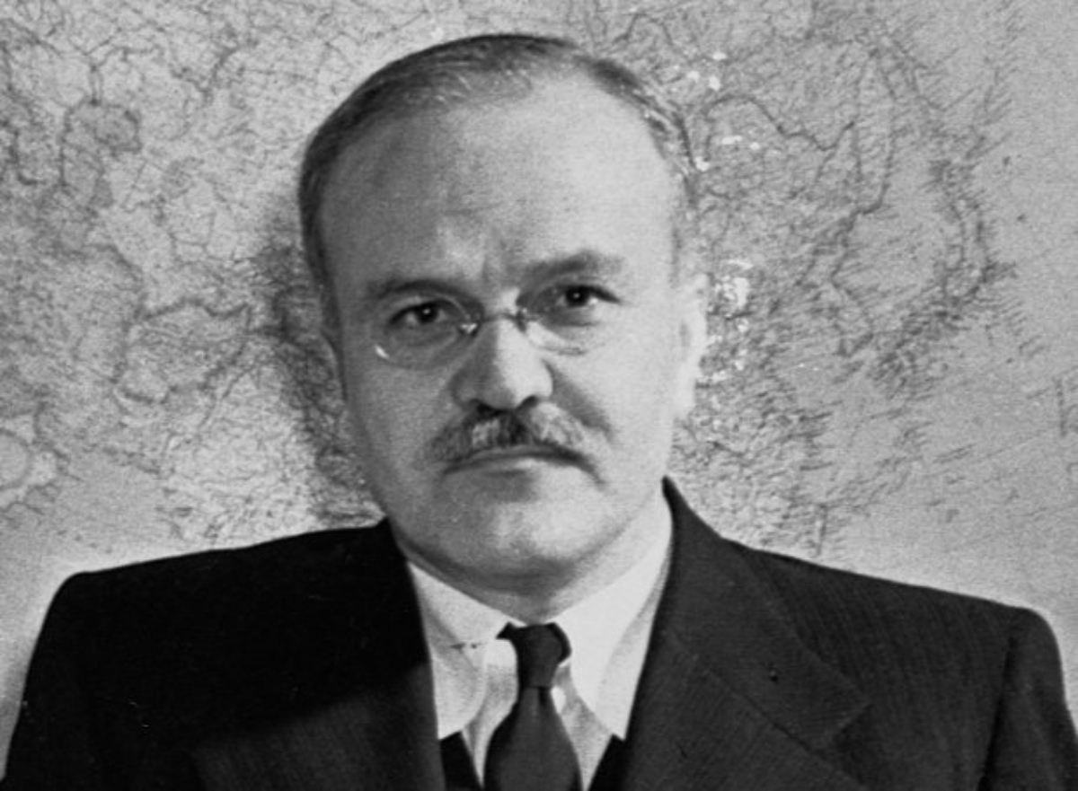 Βιατσεσλάβ Μολότοφ