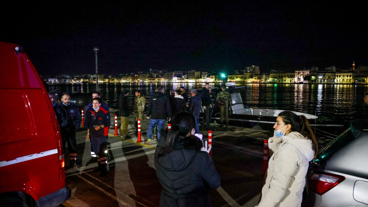 Χίος: Στο Παίδων τα τραυματισμένα παιδιά του ναυαγίου – Τα ερωτήματα γύρω από την υπόθεση