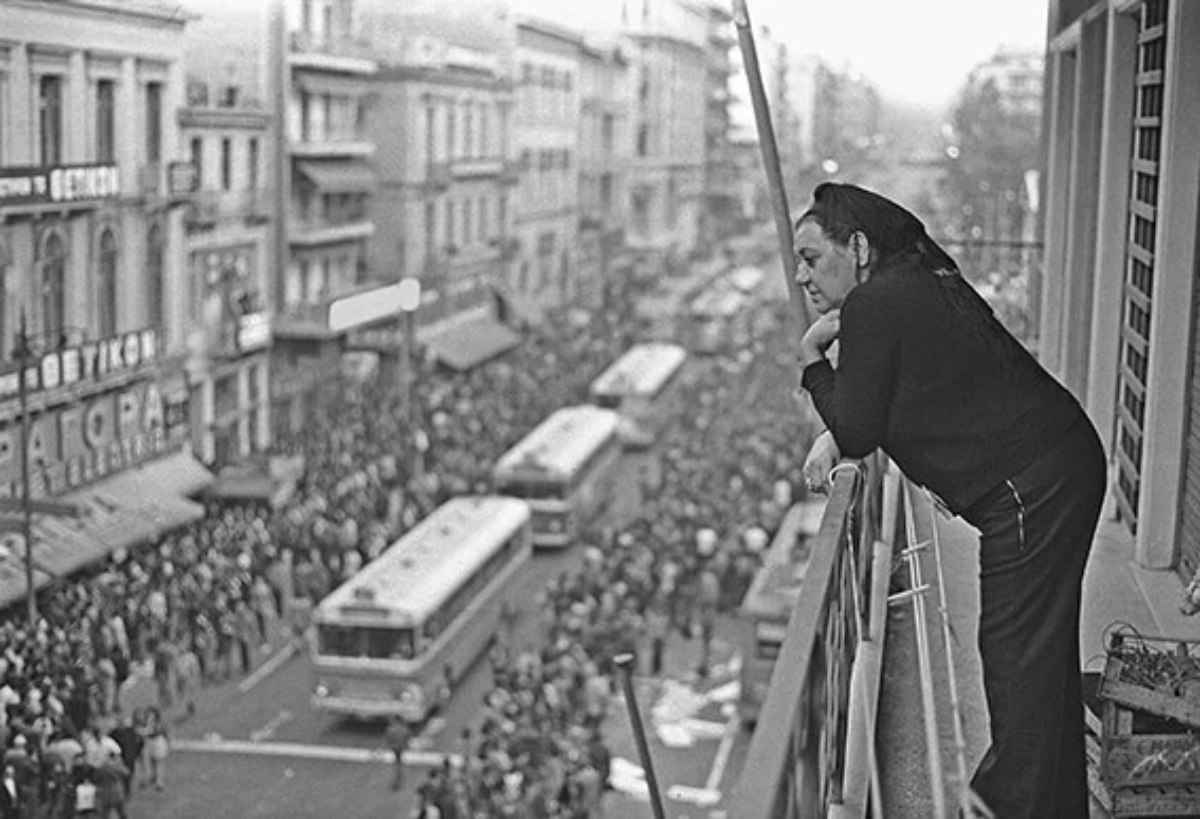Η κορυφαία στιγμή της κοινωνικής της προσφοράς γράφτηκε τη ματωμένη νύχτα του Πολυτεχνείου το 1973