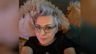 Αυτή είναι η 59χρονη που βρέθηκε δολοφονημένη στο σπίτι της στον Εύοσμο – Το «λεηλατημένο» σπίτι και τα κλεμμένα κειμήλια