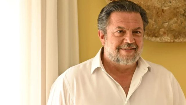 Να μ’αγαπάς: Ο Θεόφιλος σε κρίσιμη κατάσταση μετά από τροχαίο
