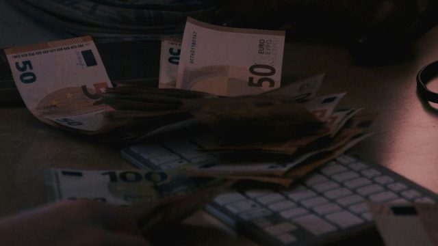 Κατώτατος Μισθός 2026: Στα 920 ευρώ η νέα βάση αποδοχών – Ποιοι είναι οι μεγάλοι κερδισμένοι – Τα οφέλη ιδιωτικών και δημοσίων υπαλλήλων