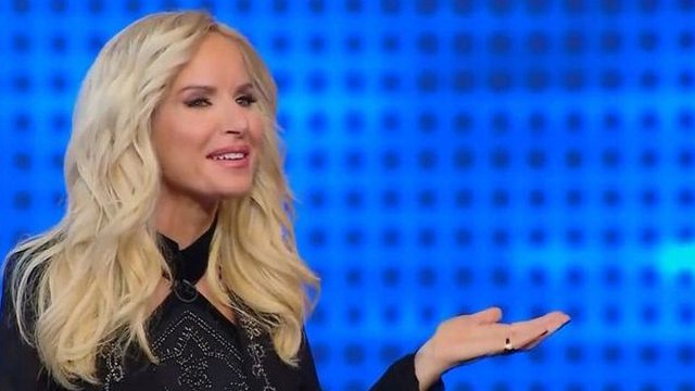 The Chase: Η ερώτηση «φωτιά» που άφησε άφωνη τη Μαρία Μπεκατώρου – Δείτε τι πρέπει να κάνουν οι άνδρες για να μην πεθάνουν!