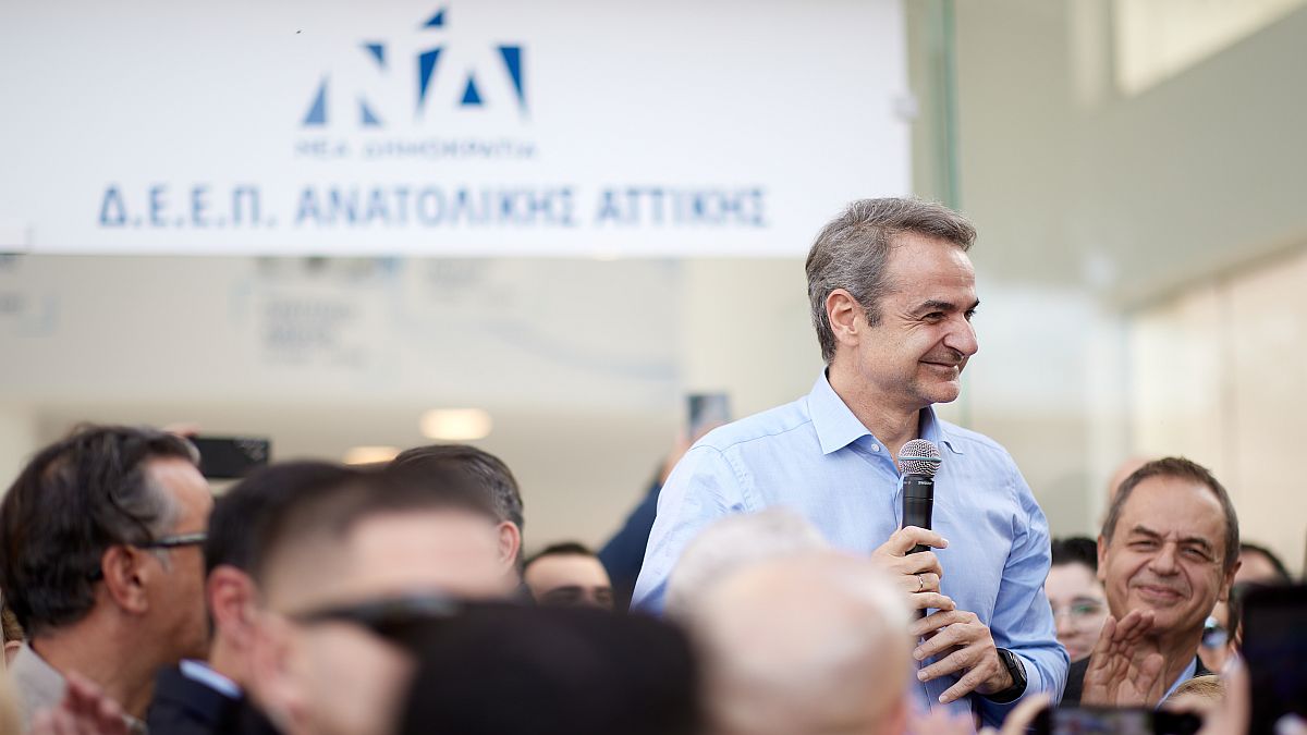 Σωσίβιο η Μέση Ανατολή: Ο τρόμος του πολέμου «εξαφάνισε» την ακρίβεια και απογείωσε τη ΝΔ και τον Μητσοτάκη στο +19,5%!