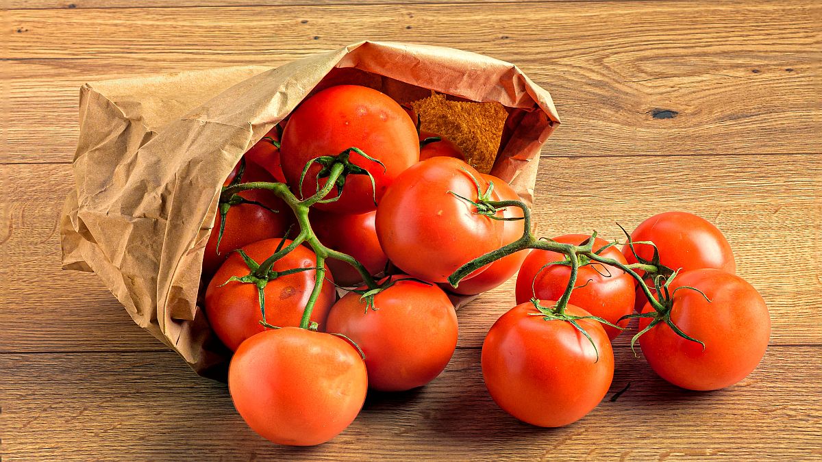 Ανεβαίνει ο «λογαριασμός» στο τραπέζι