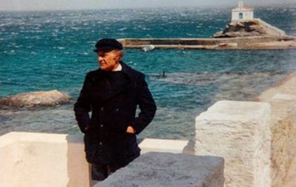 Η έκδοση του πρώτου του ποιήματος, «Του Αιγαίου»