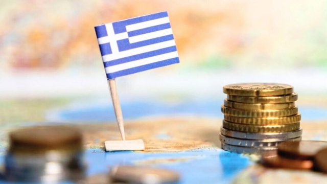 Μπαρούτι στις τιμές και «φρένο» στην ανάπτυξη: Η Ελλάδα στο μάτι του γεωπολιτικού κυκλώνα μετά την κλιμάκωση με το Ιράν