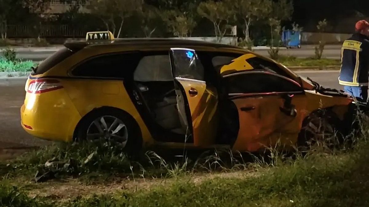 Τραγωδία στην Παραλιακή: Νεκρή 58χρονη οδηγός ταξί μετά από σφοδρή σύγκρουση στη Βούλα