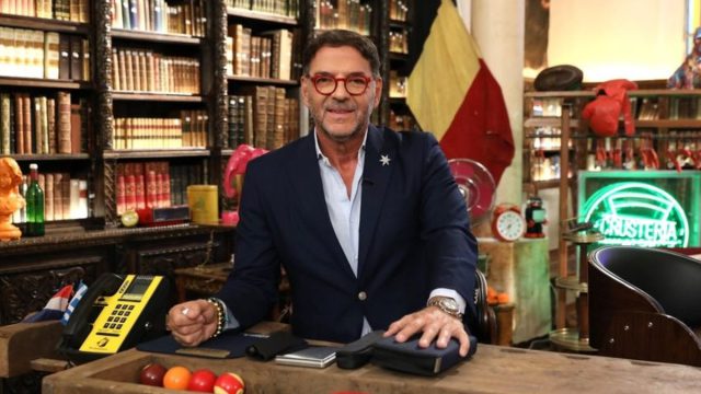 Γι’ αυτό τον έκαψε: Τι το ιδιαίτερο είχε το Ευαγγέλιο που πουλούσε ο Γιώργος Τσαγκαράκης