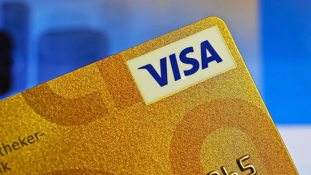 Golden Visa: «Βουτιά» 83% στη ζήτηση από χώρες εκτός Ε.Ε. – Το τέλος του επενδυτικού Airbnb