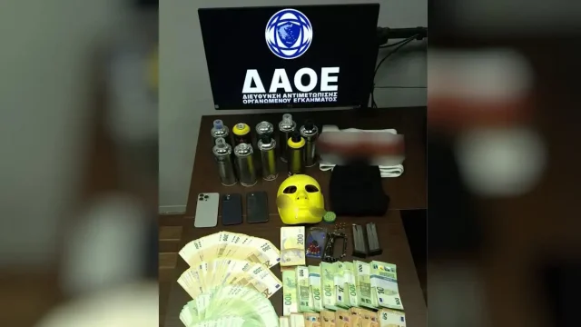 Μυστήριο στον Άγιο Δημήτριο: Τα 302.000 ευρώ σε 200ευρα που «καίνε» συλληφθέντα οπαδό και τον πατέρα του