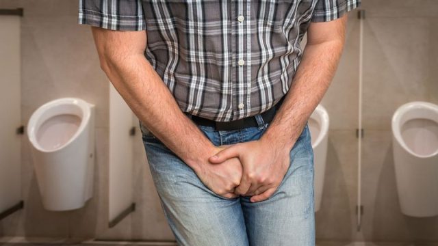 Μελέτη «καμπανάκι»: Ένας στους 10 ασθενείς με αιματουρία πεθαίνει μέσα σε 3 μήνες – Το σύμπτωμα που δεν πρέπει να αγνοήσετε