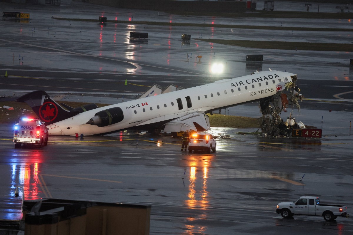Η αντίδραση που έσωσε επιβάτες στο LaGuardia