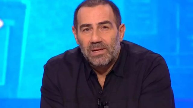 Αντώνης Κανάκης και Ράδιο Αρβύλα έκαναν δώρο στους τηλεθεατές τους τον ίδιο τον πρωθυπουργό