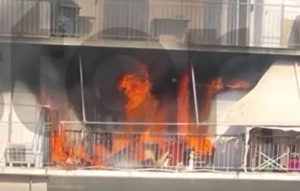 Το σπίτι που τυλίχθηκε στις φλόγες ανακαινίζεται εκ νέου