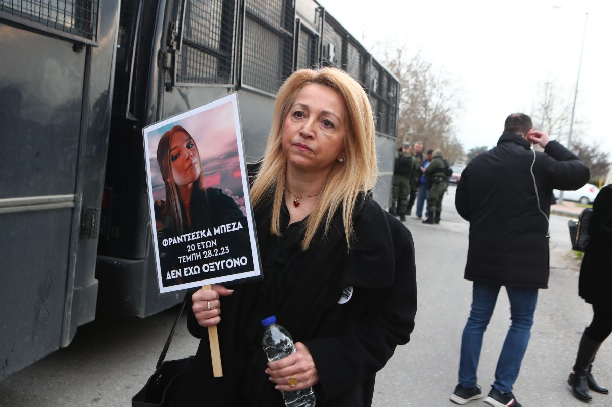 Τι λέει για τις εικόνες χάους στην πρώτη ημέρα