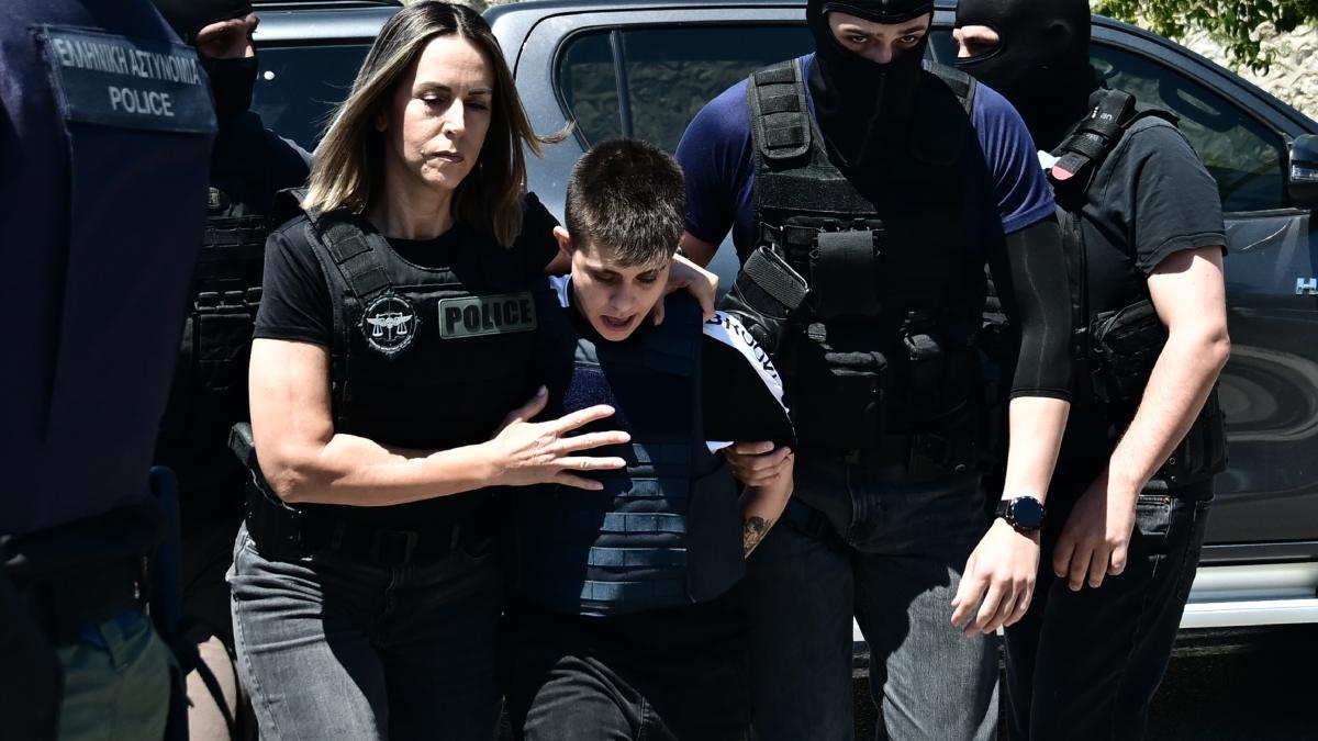 Οι αποκαλύψεις της Μουρτζούκου για την παιδική της ηλικία