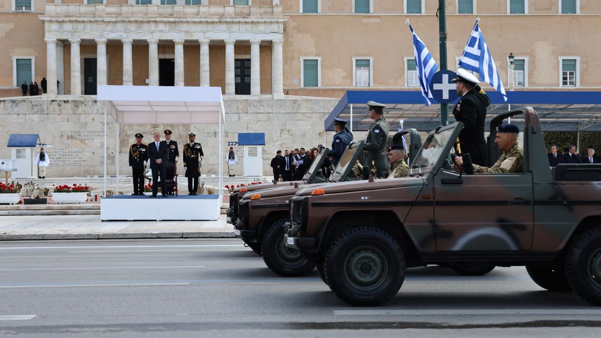 ΣΤΡΑΤΙΩΤΙΚΗ ΠΑΡΕΛΑΣΗ ΣΤΗΝ ΑΘΗΝΑ ΓΙΑ ΤΗΝ ΕΘΝΙΚΗ ΕΠΕΤΕΙΟ ΤΗΣ 25ης ΜΑΡΤΙΟΥ 1821 (ΓΙΑΝΝΗΣ ΠΑΝΑΓΟΠΟΥΛΟΣ/EUROKINISSI)