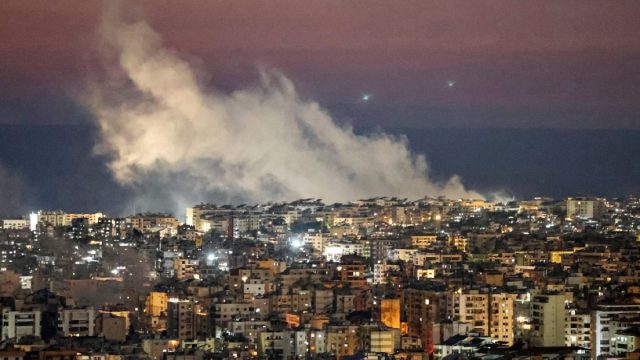 Η στιγμή της επίθεσης στην αμερικανική πρεσβεία της Σαουδικής Αραβίας στο Ριάντ απο Ιρανικό Πύραυλο
