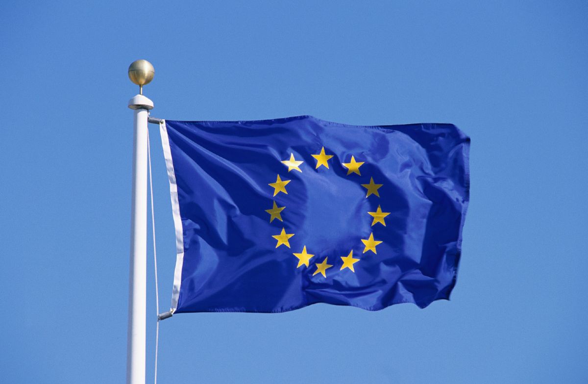 Ομόφωνη απόφαση των 15 κρατών της Ευρωπαϊκής Ένωσης