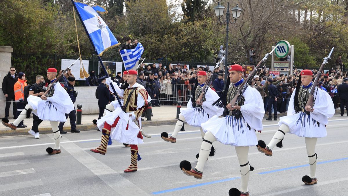 Η ιστορία των Ευζώνων