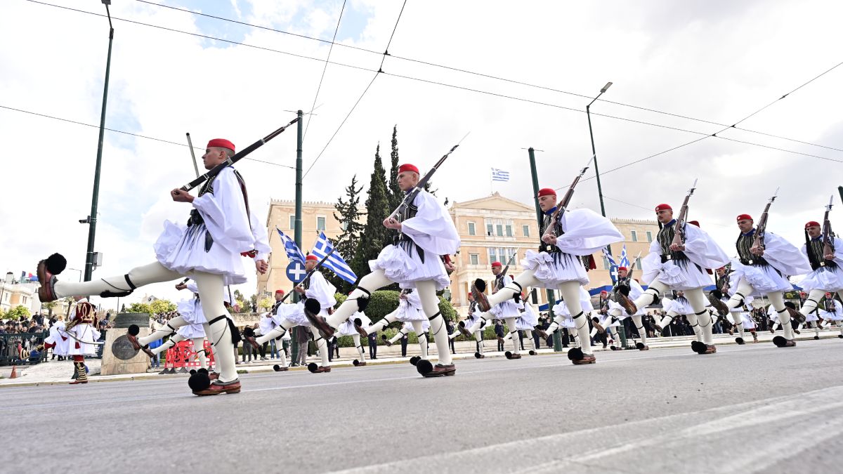 Η συγκλονιστική ιστορία των Ευζώνων