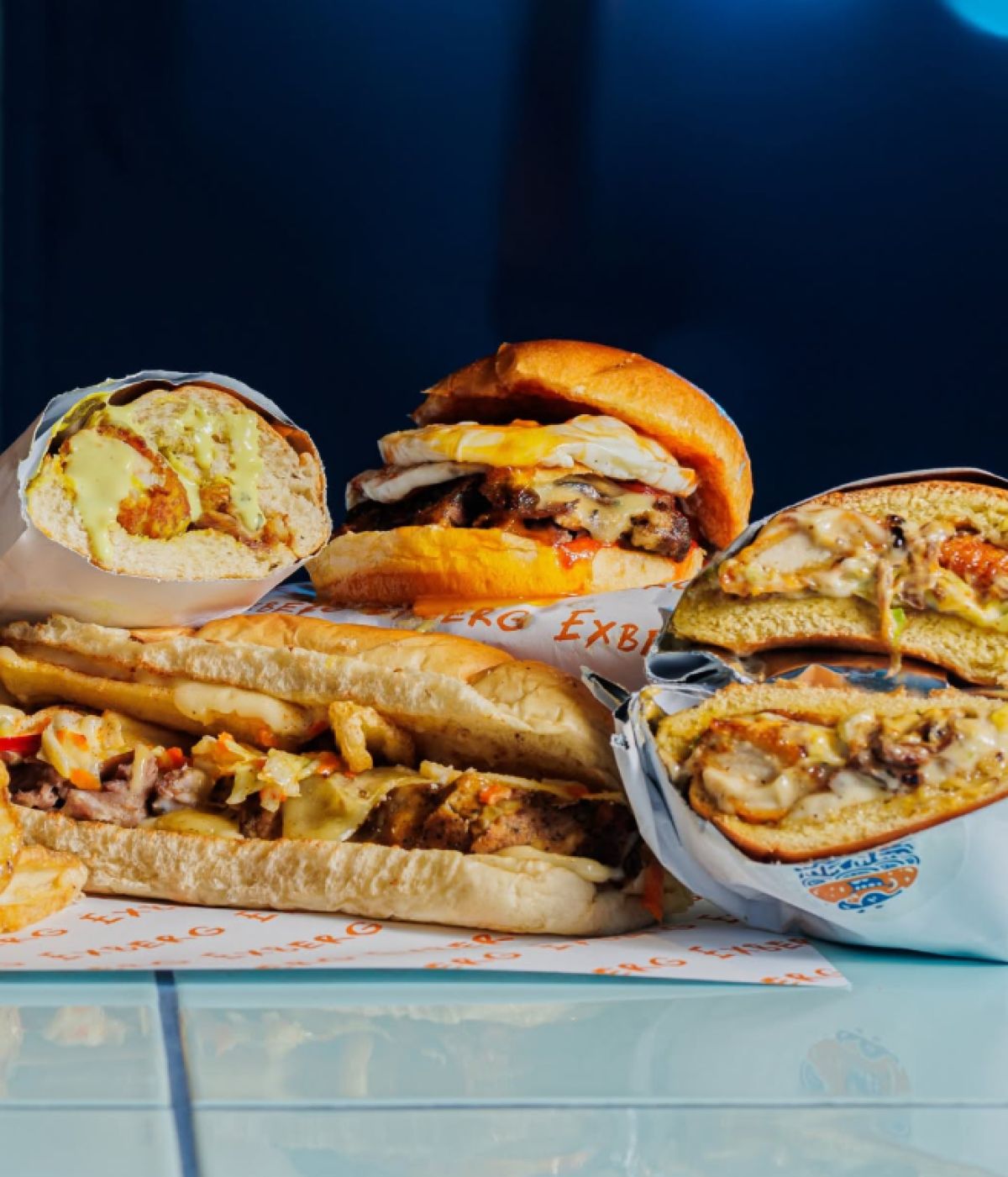 Raclette burgers στο Exberg στα Εξάρχεια