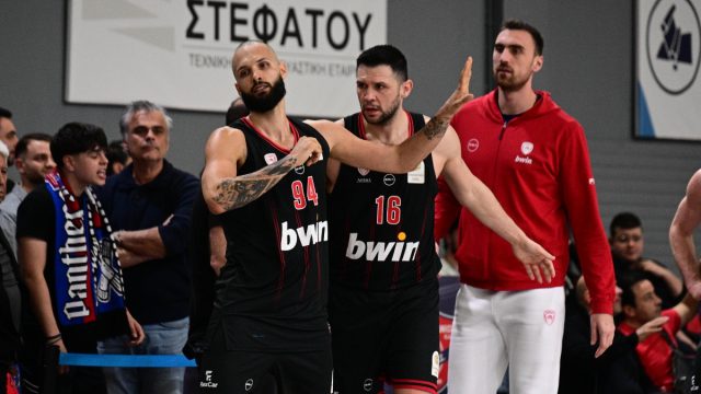 Βρήκαμε τον τύπο και τι ακριβώς έκανε για να αναγκάσει τον Φουρνιέ να τον πιάσει από τον λαιμό