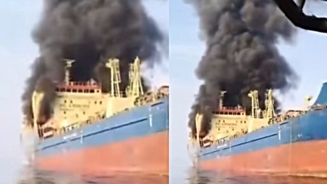 Τάνκερ τυλίχτηκε στις φλόγες από επίθεση του Ιράν με πύραυλο, στα στενά του Ορμούζ – Βίντεο